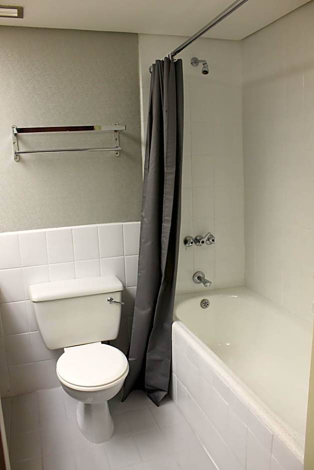 Wilderness Beach Hotel