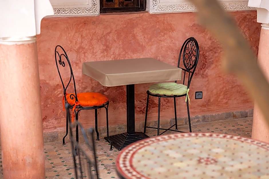 Riad Davina