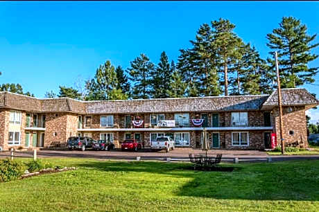 Budget Host Inn