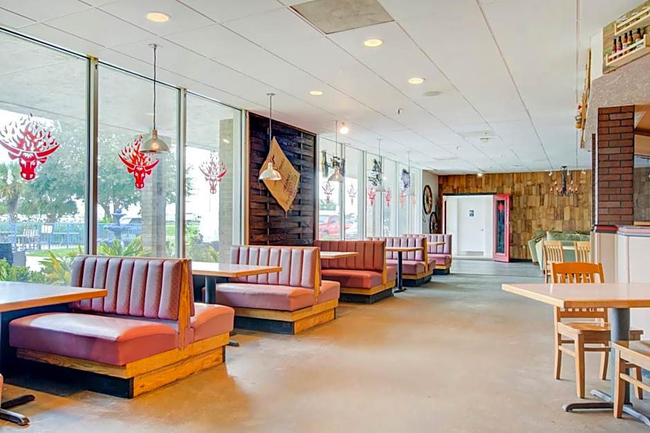 OYO Hotel Dundee By Crystal Lake