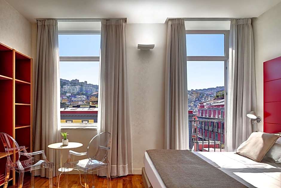 Hotel Piazza Bellini & Apartments