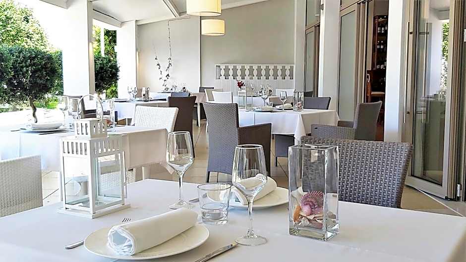 Akrogiali Exclusive Hotel (Adults Only)