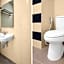 Townhouse Oak Hotel Niaga Surabaya
