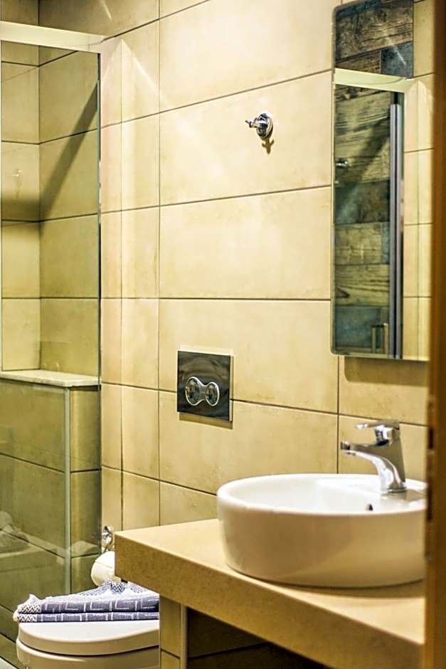 Stefania Studios by Estia