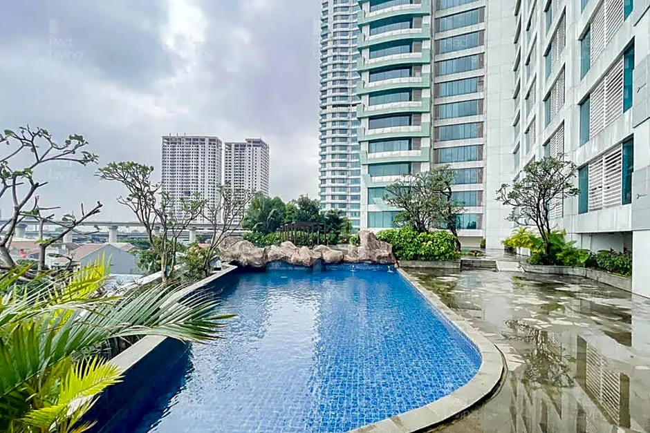Redliving Apartemen Grand Kamala Lagoon Icha Rooms – Bekasi, ID