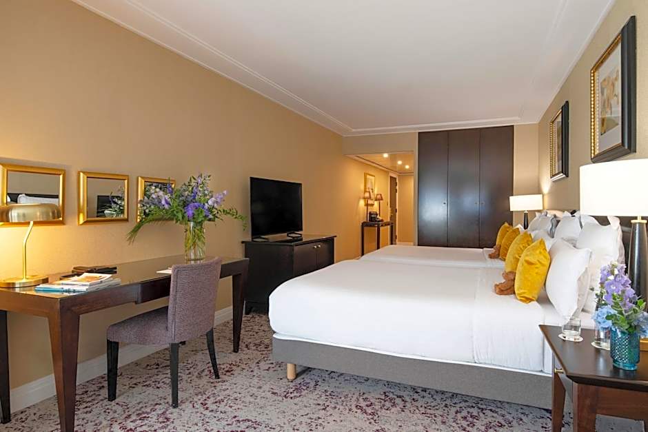 Warwick Paris (Former Warwick Champs-Elysees)