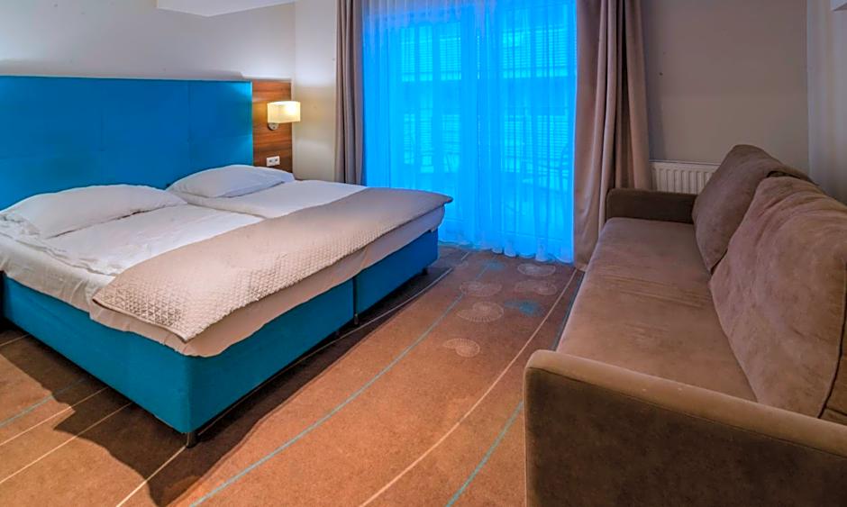 HolidayHomePL Aparthotel z balkonem przy plaży