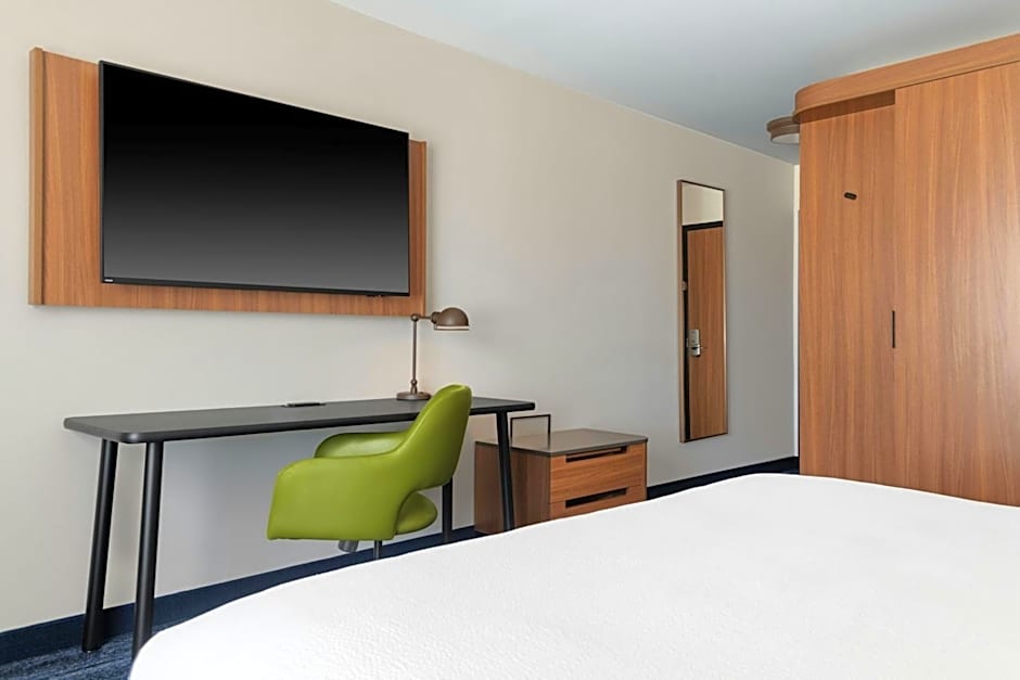 Fairfield by Marriott Inn & Suites Norfolk