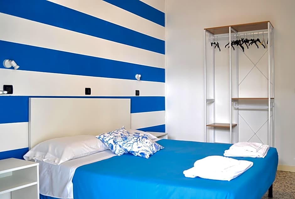Hotel Susy - Bakery & Gluten Free Home Made - direttamente su viale Dante a due passi dal mare