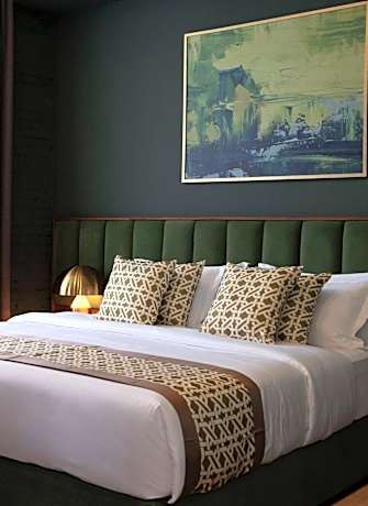 King Suite with Balcony