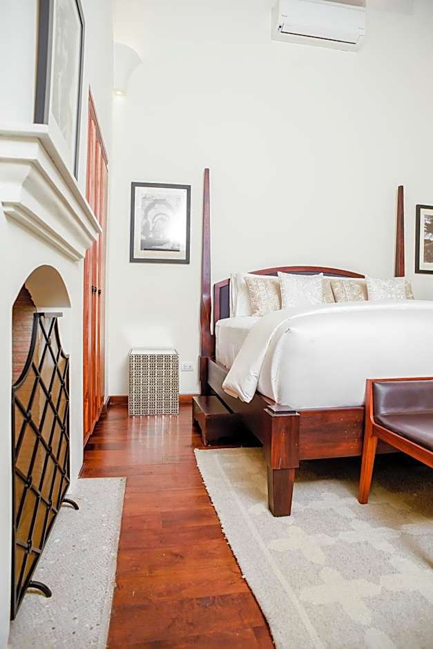HOTEL CASA BLANCA 7