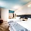 Tryp by Wyndham Times Square South