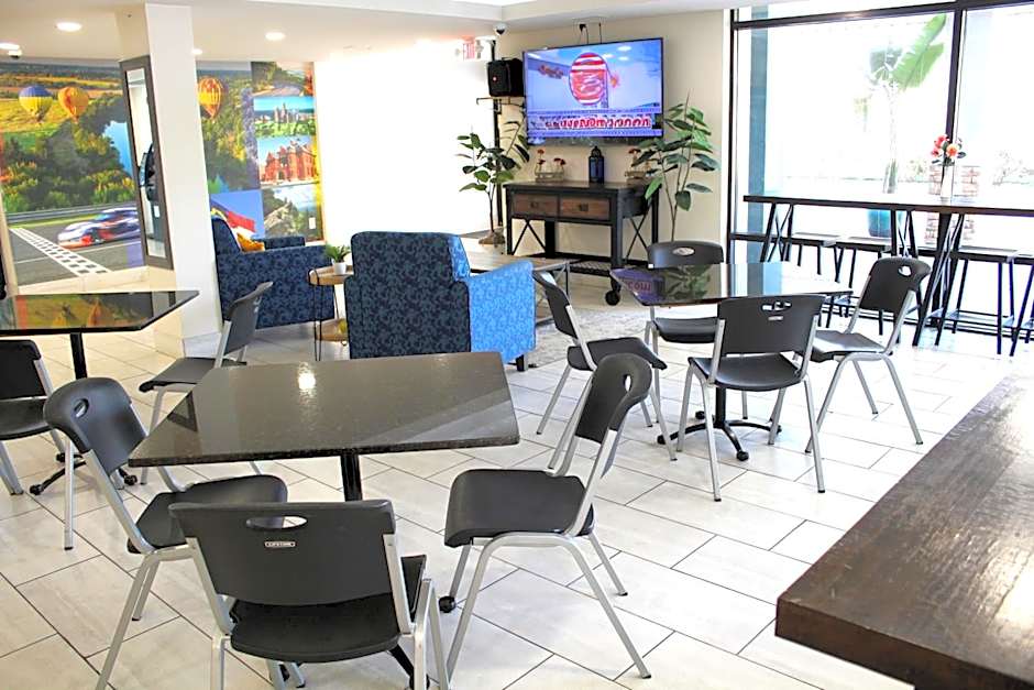 Clarion Pointe Statesville