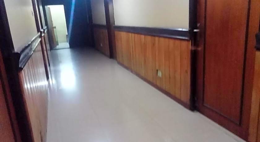 Hotel Preethi Palace