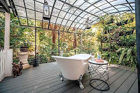 Aldgate Valley Bed and Breakfast