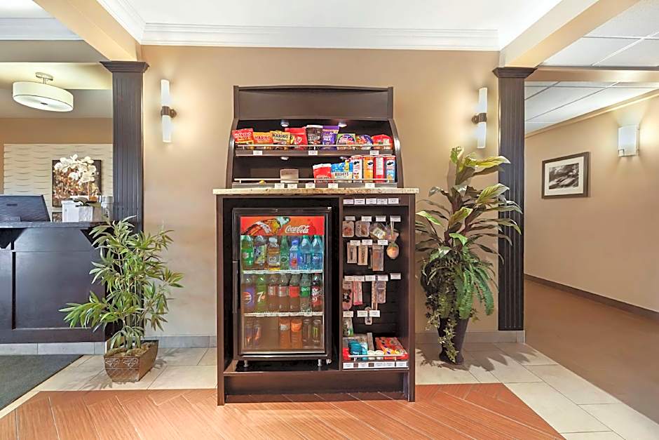 Best Western Plus Peace River Hotel & Suites