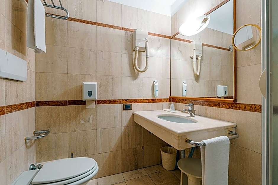 Crystal Hotel Varese