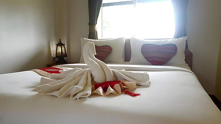 First And Frang Hotel