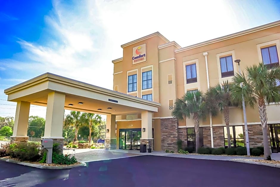 Comfort Suites near Rainbow Springs