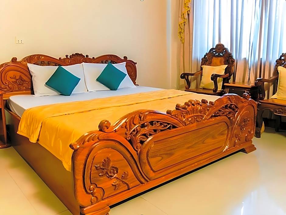 Star Hotel