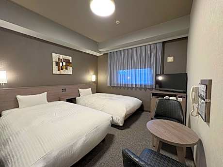 Twin Room - Non-Smoking