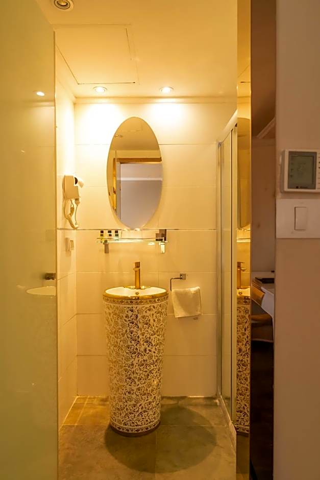 Agripas Boutique Hotel