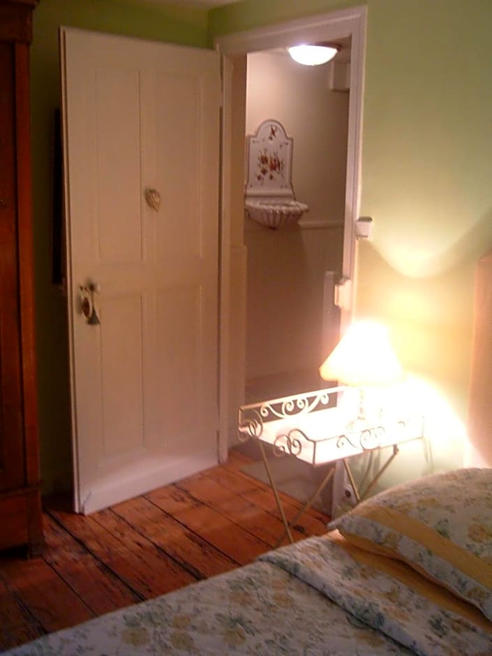 Villa le Lac - Cottage au bord du Lac d' Annecy - chambres -