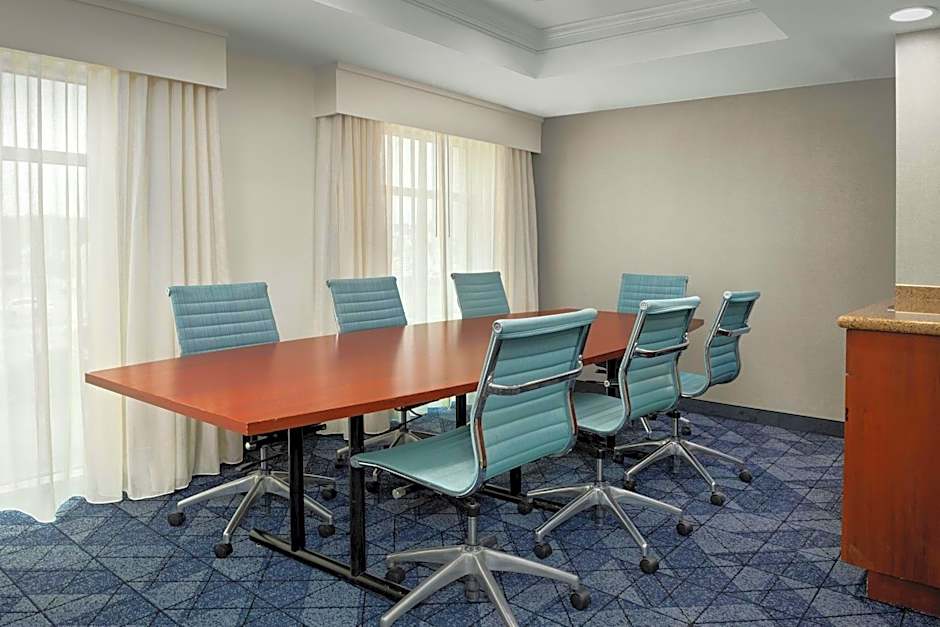 Courtyard by Marriott Virginia Beach Oceanfront/North 37th Street