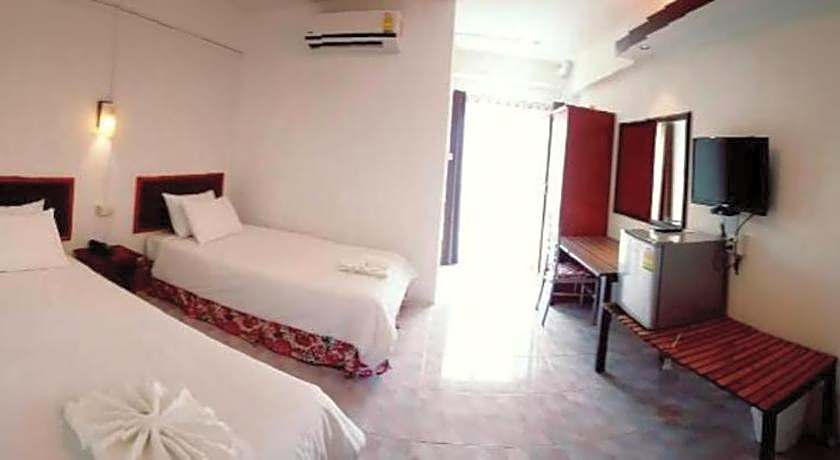 Hotel De Ratt Phuket