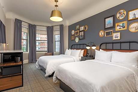 Premier Double Room with Two Double Beds