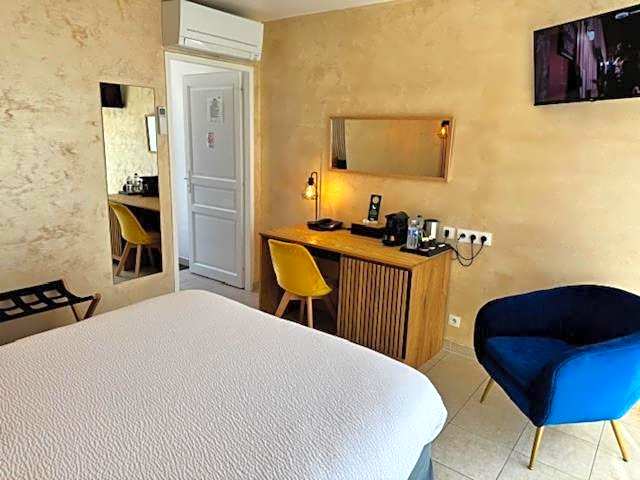 Logis Hostellerie Le Chatel Nangis