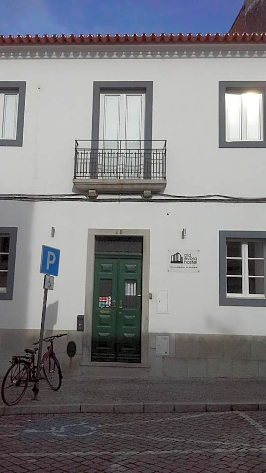 Old Évora Hostel