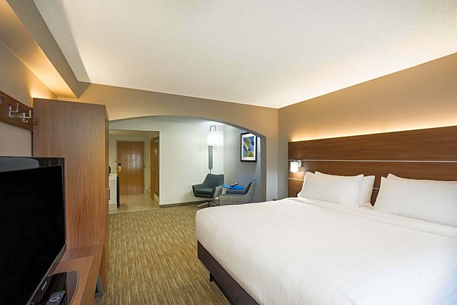 Holiday Inn Express Hotel & Suites Louisville East By IHG