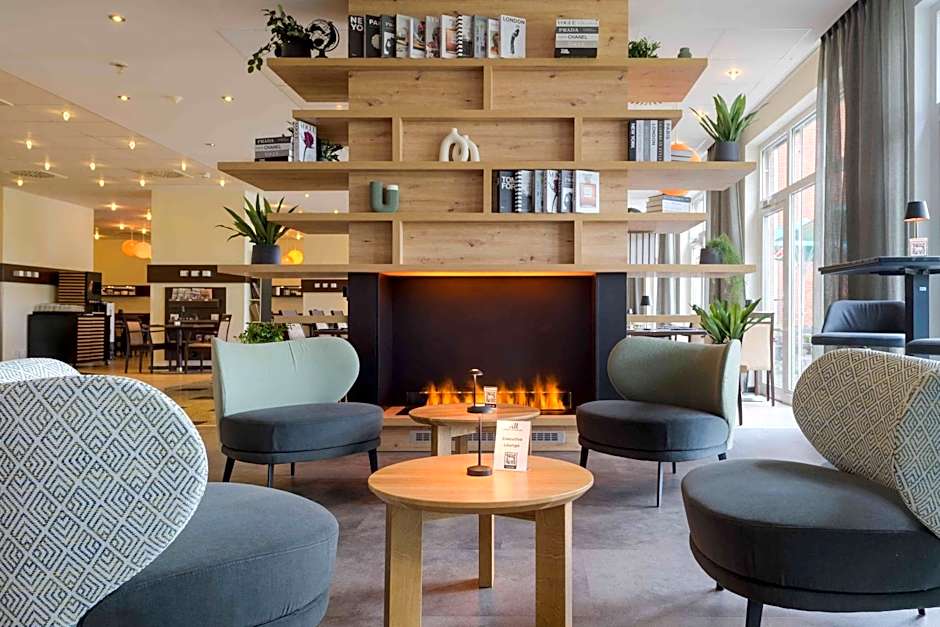 Mercure Kamen Unna