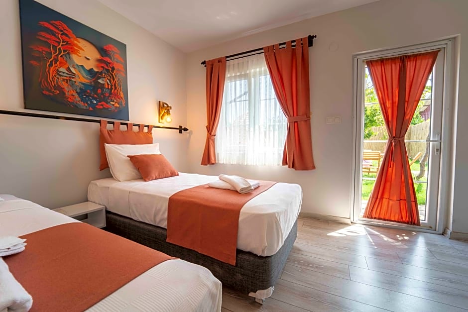 Photo 1 of 17 of Eco Suite Twin