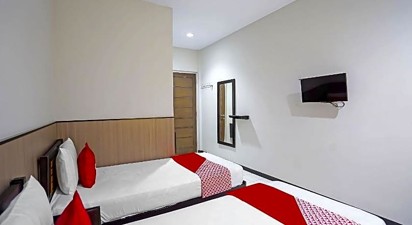 OYO 91710 Hotel Anugerah