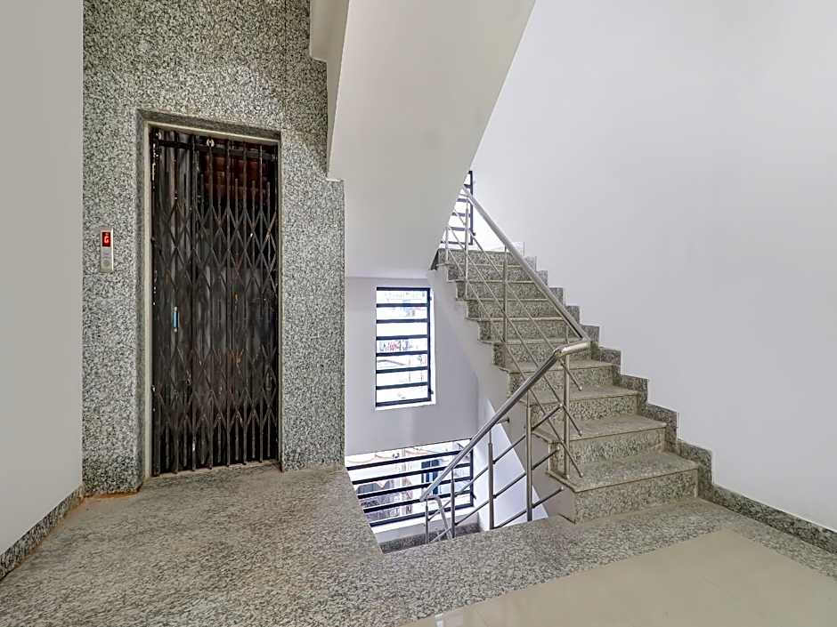Super Hotel O Basera Homes Jankipuram