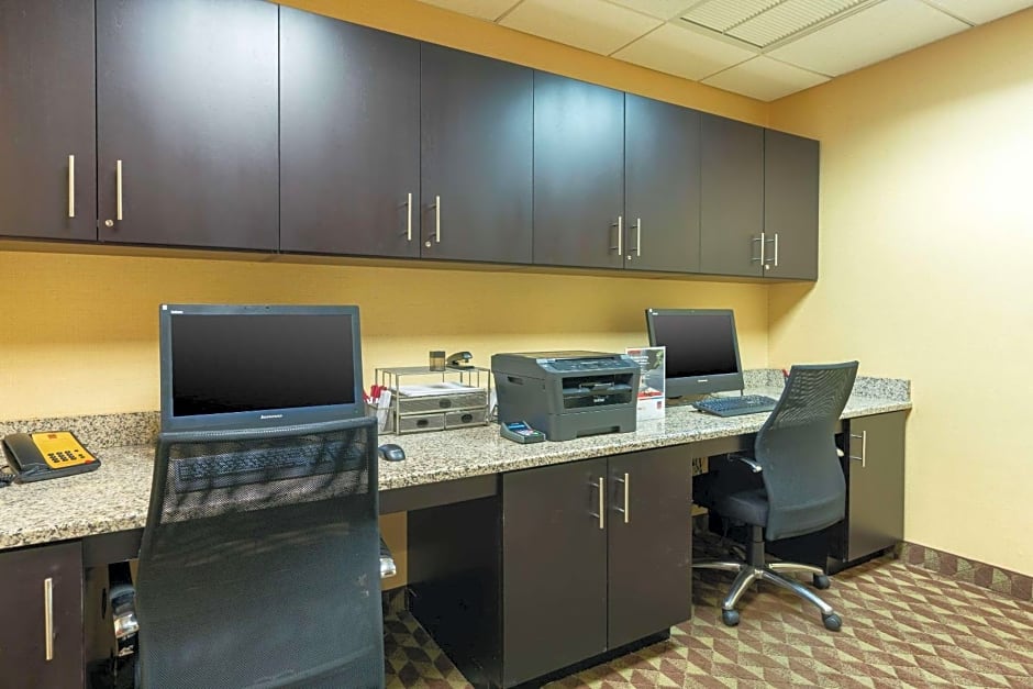 Comfort Suites Lake City