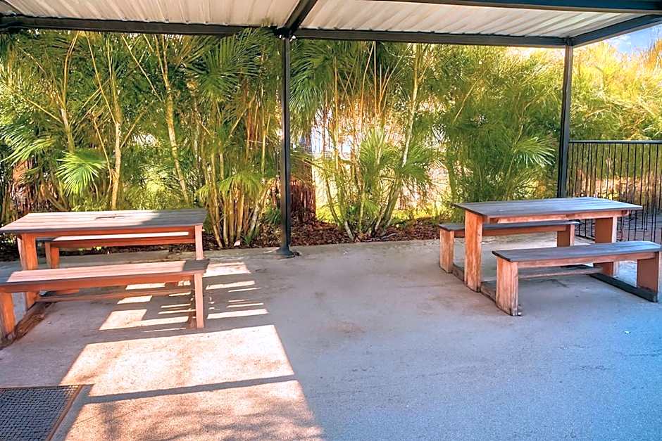 Campbelltown Colonial Motor Inn