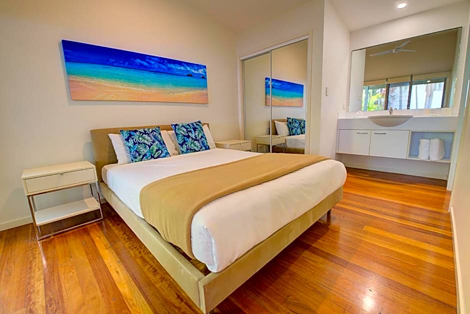 Mobys Beachside Retreat