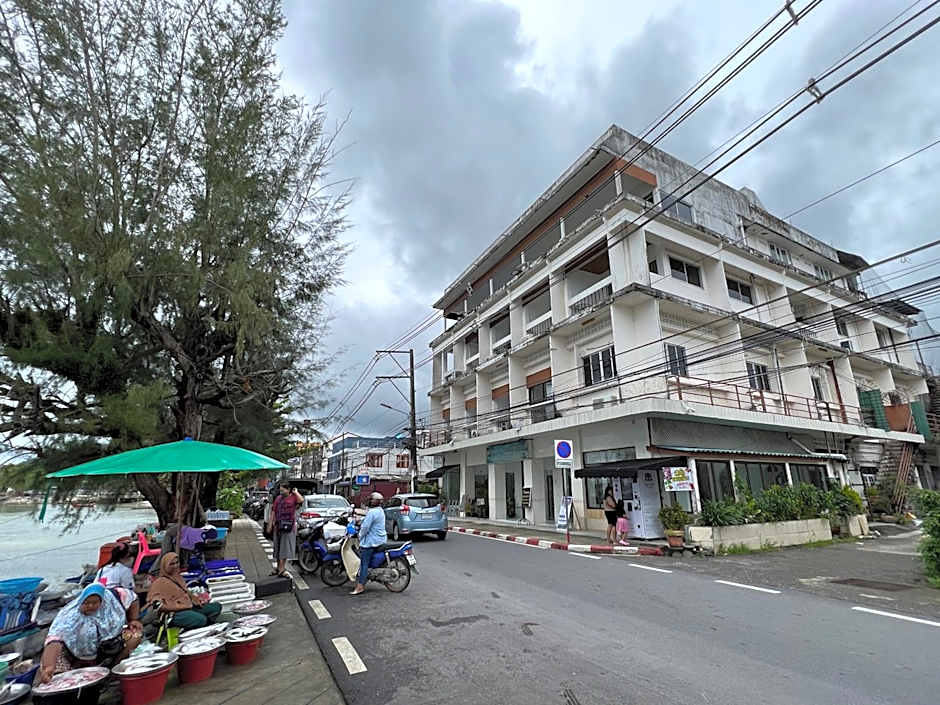 Seaside Palace Hotel