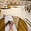 Swartberg Hotel, Cork Tree Collection