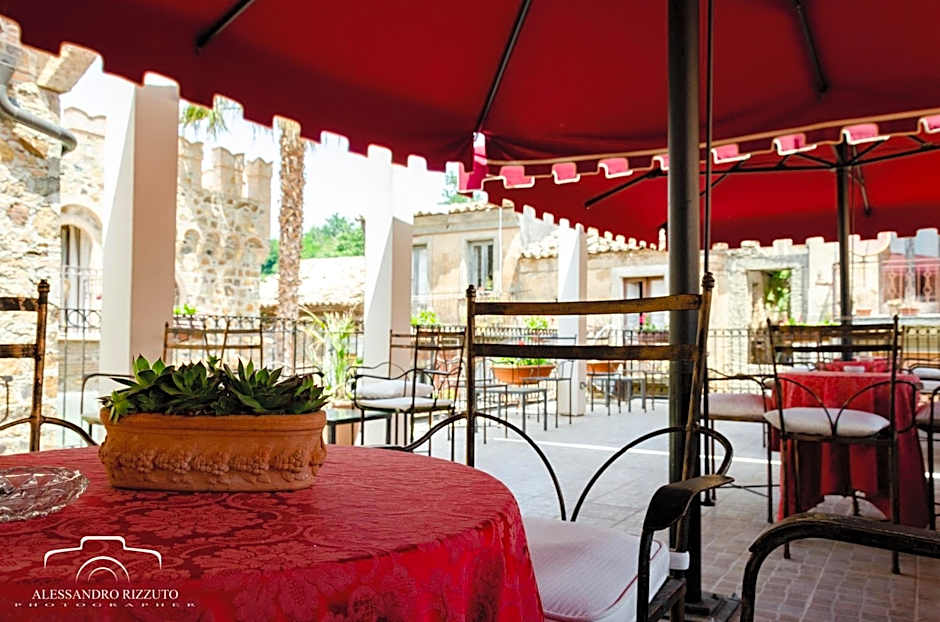 Residenza L'Antico Borgo Hotel