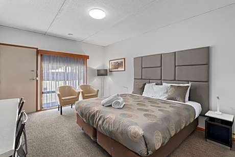 Superior King Room - Non Smoking