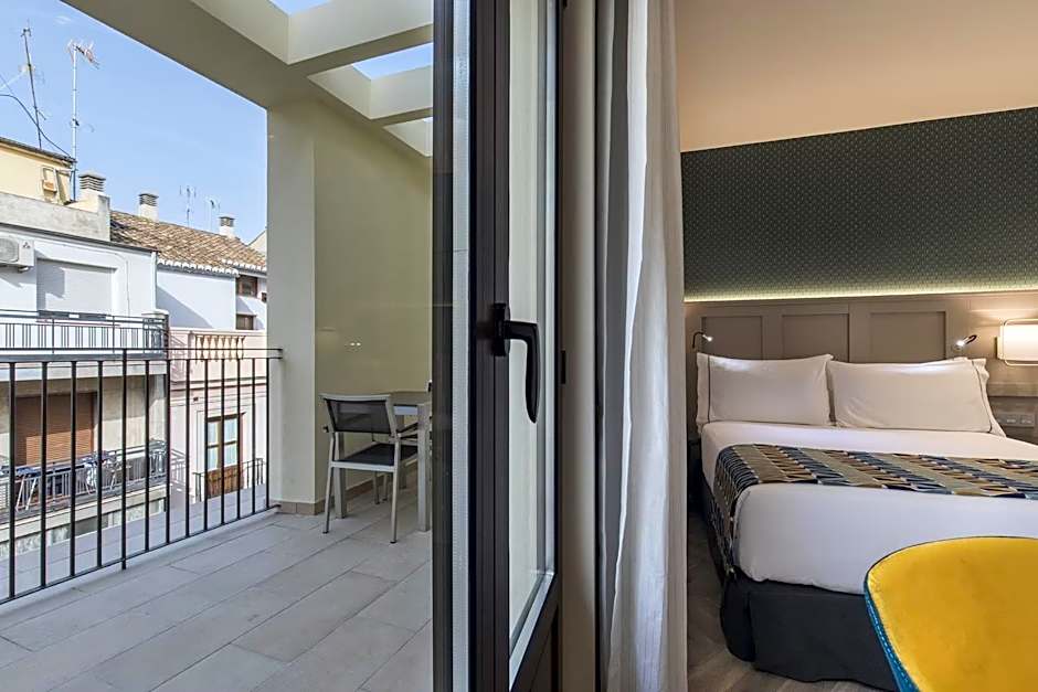 Eurostars Puerta Real