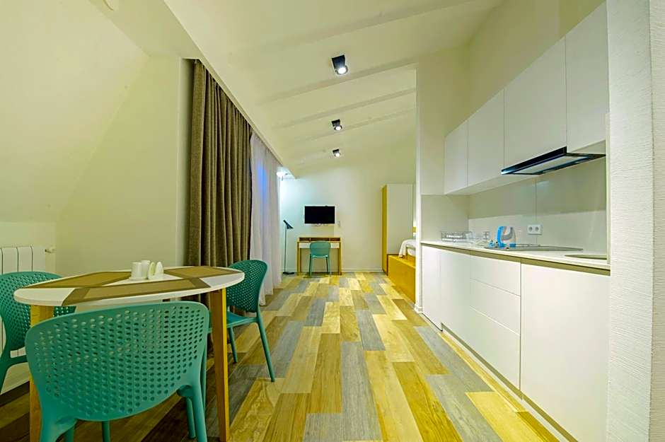 Mariinsky Boutique Hotel