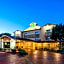 La Quinta Inn & Suites by Wyndham Irvine Spectrum