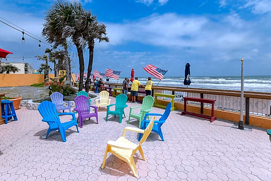 Daytona Beach studio condo with beautiful Ocean view