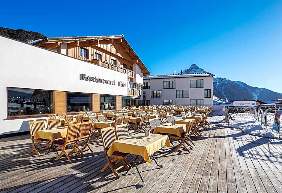 Hotel Steffisalp - Ski-in & Ski-out am Arlberg
