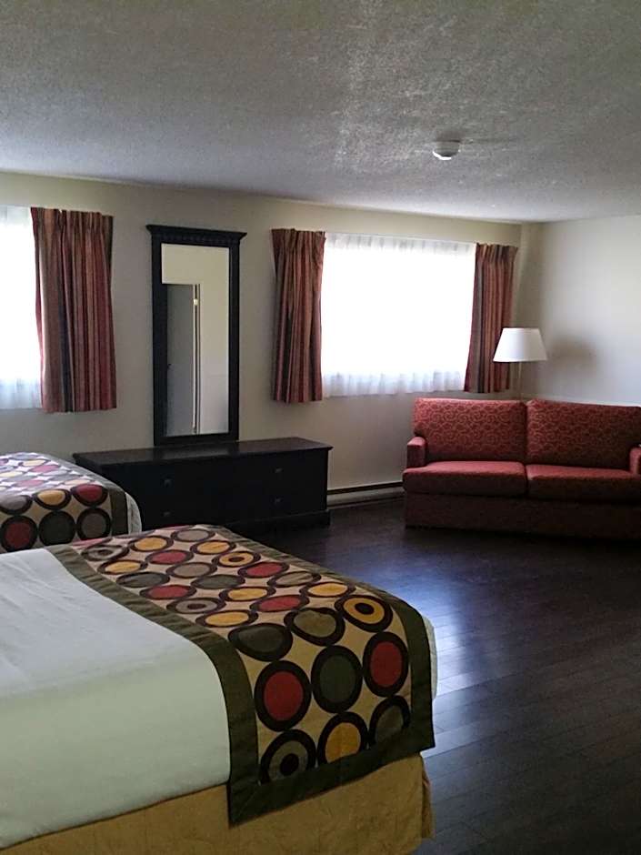 Super 8 by Wyndham Brockville